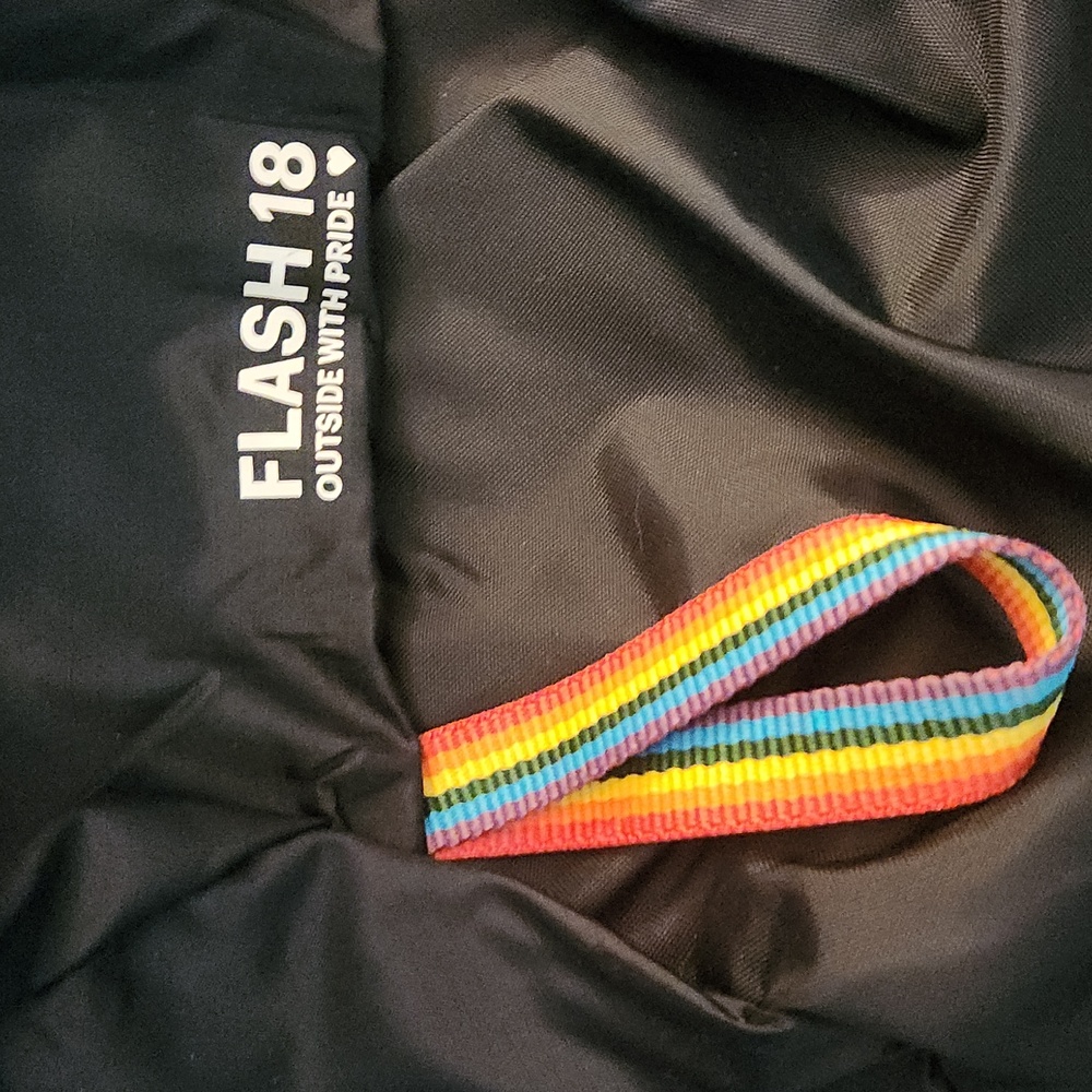 REI Co-op Black Backpack Flash 18 Outside With Pride NWOT - Picture 4 of 8